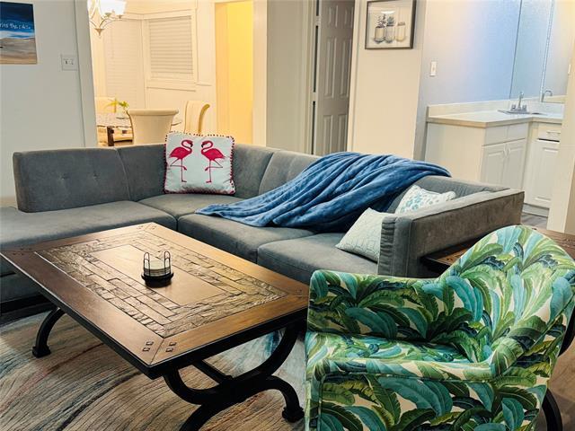 Building Photo - 5612 Marina Dr