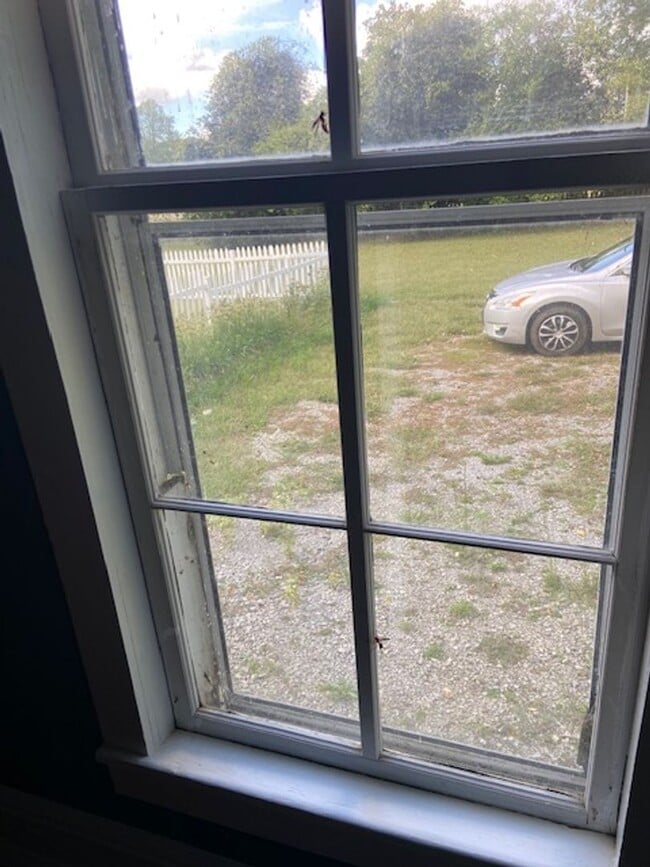 Building Photo - Beautiful 3brm, 2bath Home in Heart of Burns!!