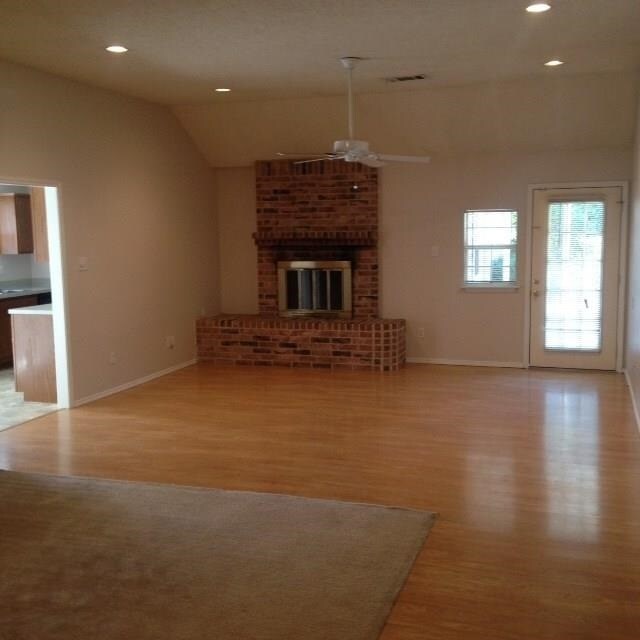 Building Photo - Coming soon..3/2/2 in Fort Worth
