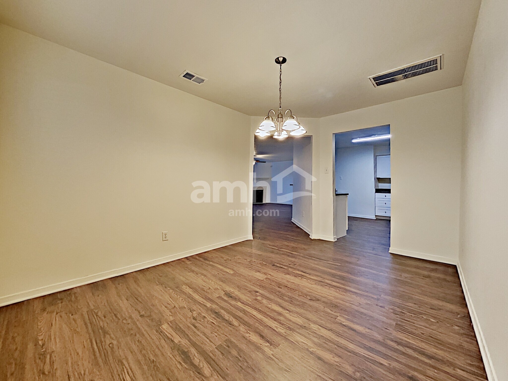 Building Photo - 1126 Deer Pass Drive