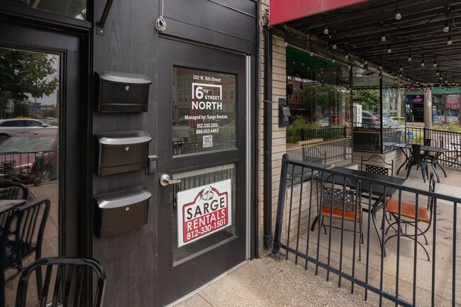 Building Photo - 102 W 6th St