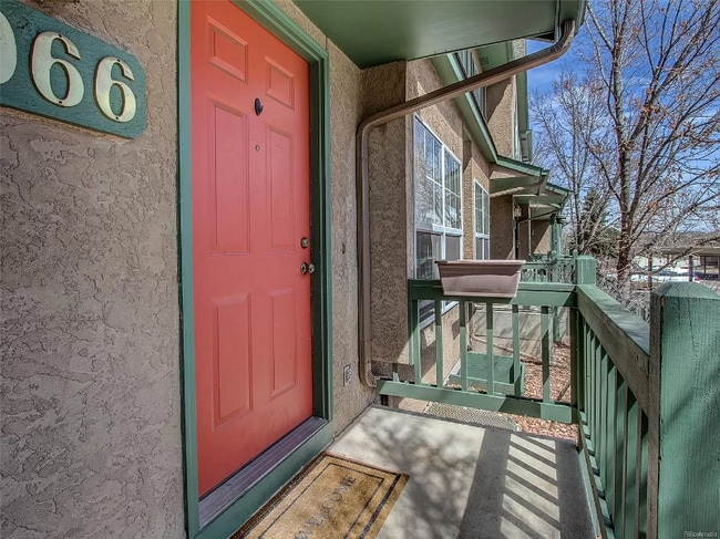 Building Photo - 6066 Colony Cir