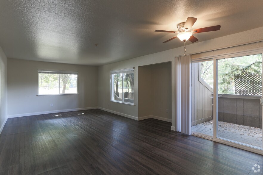 Spring Club Apartments 193 Airport Blvd Santa Rosa CA 95403