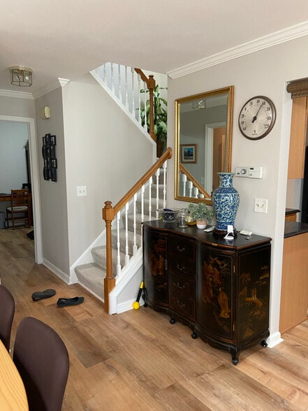 Building Photo - 73 Midlake Cir