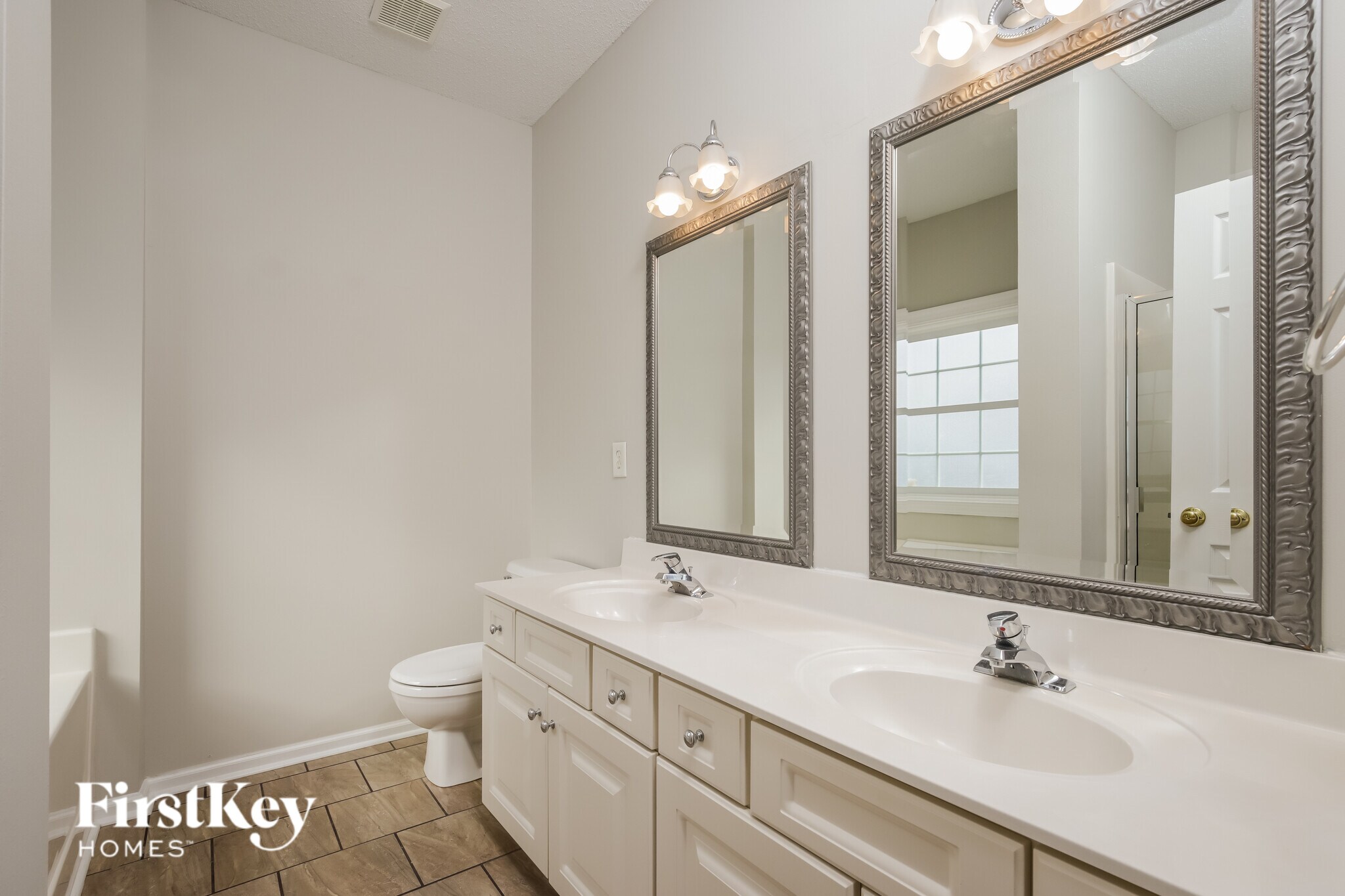 Building Photo - 1305 Camden Pl Ct