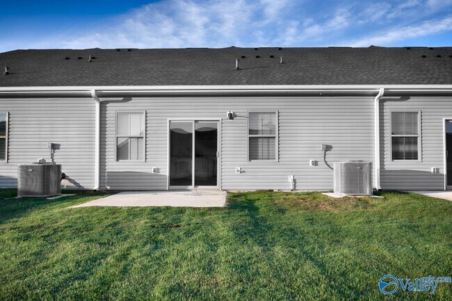 Building Photo - 147 Wolfe Ln