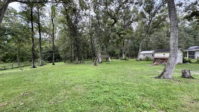 Building Photo - 616 Erin Way