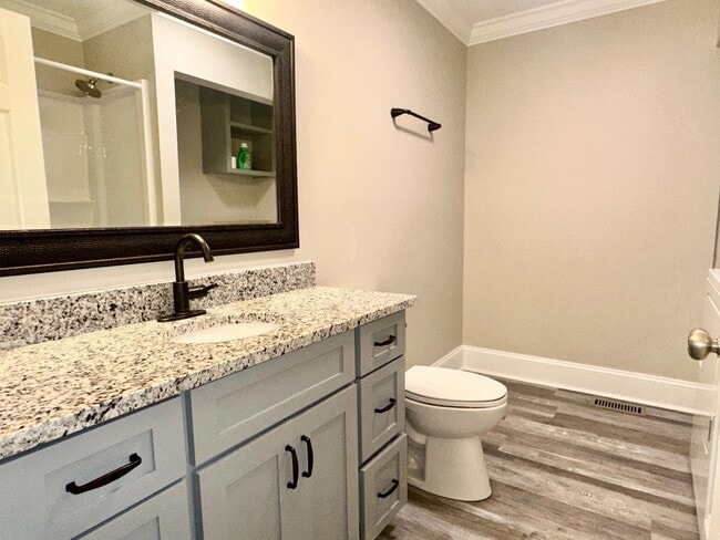 Building Photo - 1205 Furches Ave