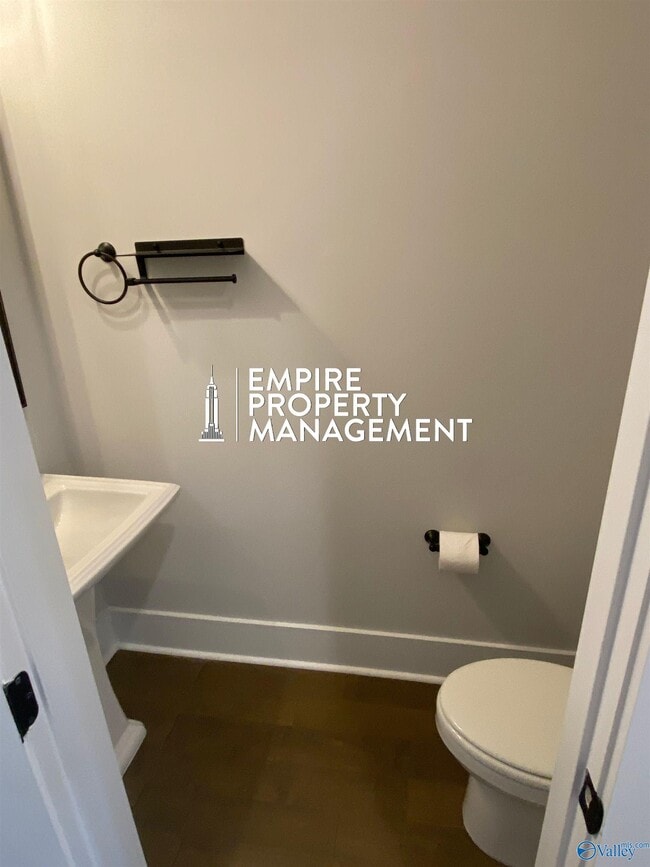 Building Photo - 318 Hay Rake Dr