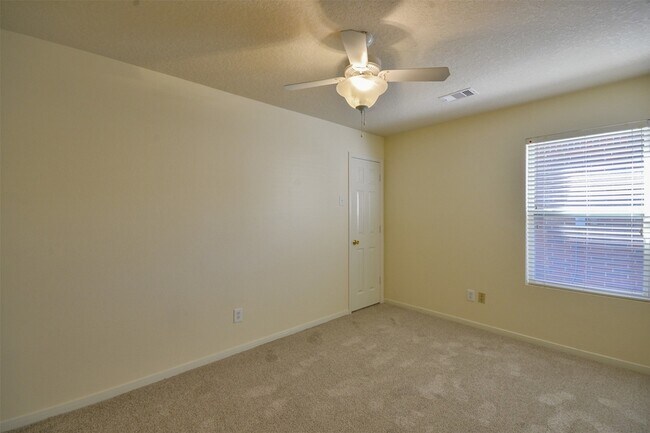 Building Photo - 4819 Dappled Grove Trail