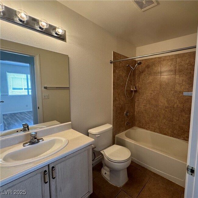 Building Photo - 4811 Carefree Dr