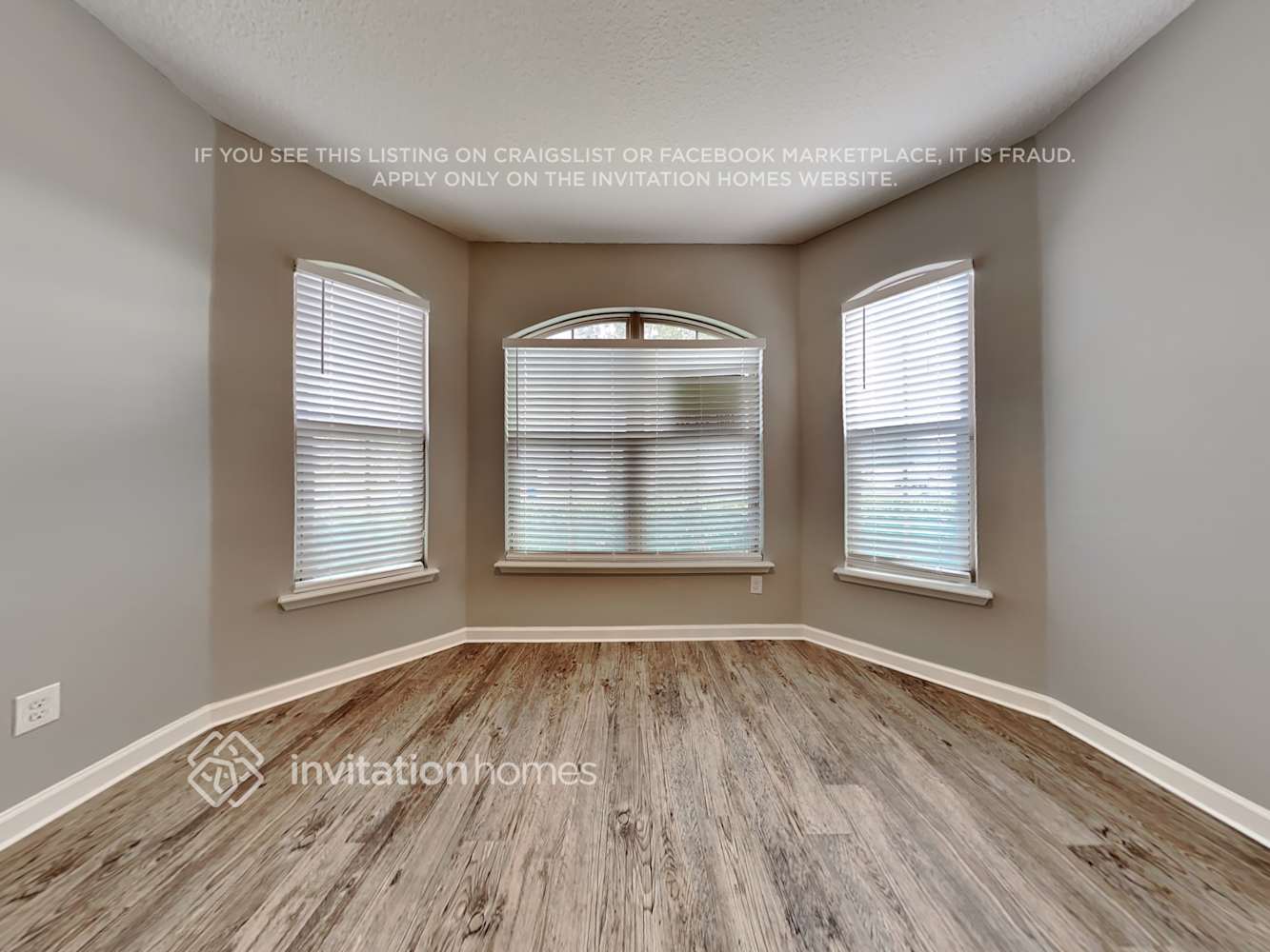 Building Photo - 170 Prairie Ridge Dr