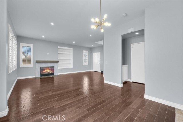 Building Photo - 962 Redtail Dr