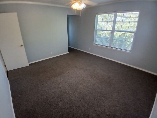 Building Photo - Charming Coastal Rental at Bald Point FL