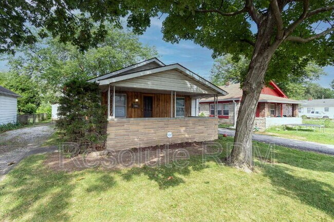 Building Photo - 1644 N Centennial St