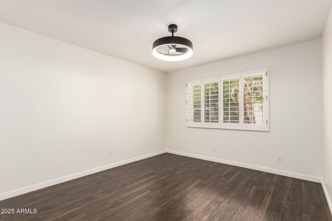 Building Photo - 9740 E Gold Dust Ave