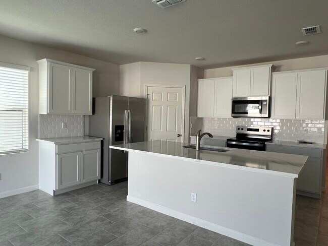 Building Photo - 9618 Sea Spray Dr