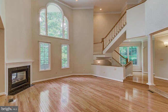 Building Photo - 18 Nantucket Ct