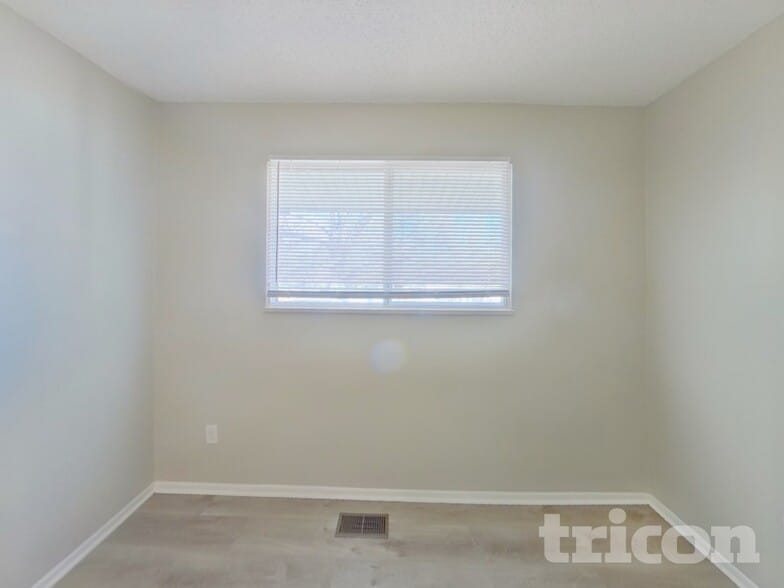 Building Photo - 1017 De La Vista Pl