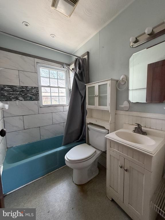 Building Photo - 2929 Packer St