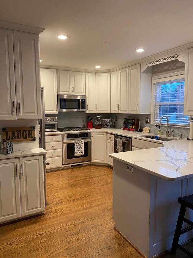 Building Photo - 5423 Rilian Ct