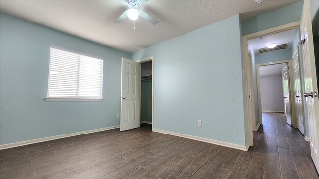 Building Photo - 2003 MacKenzie Way