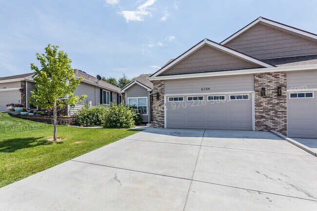 Building Photo - 6106-6106 W 8th St