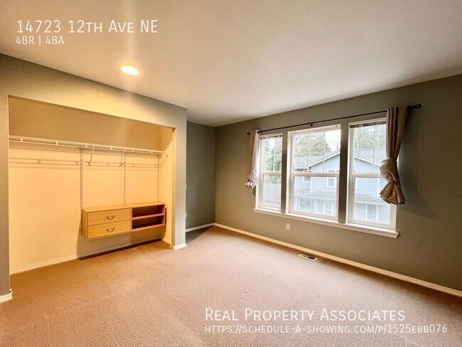Building Photo - 14723 12th Ave NE