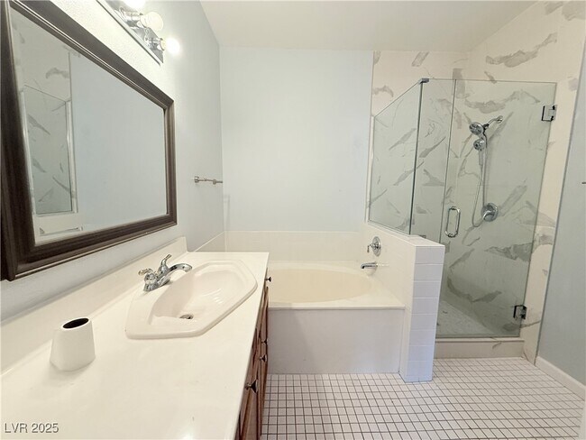 Building Photo - 1600 Cardinal Bluff Dr