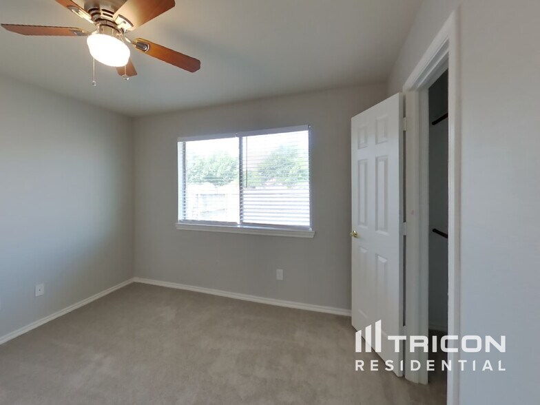 Building Photo - 314 Ohara