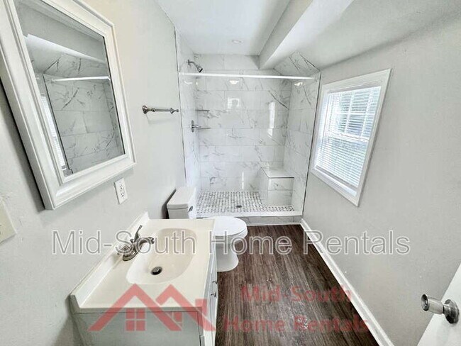 Building Photo - 324 Harrell St