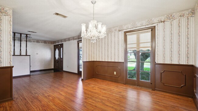 Building Photo - 3505 Lake Arrowhead Dr