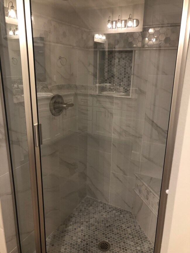 Building Photo - New Construction In Midtown, Built In 2019!