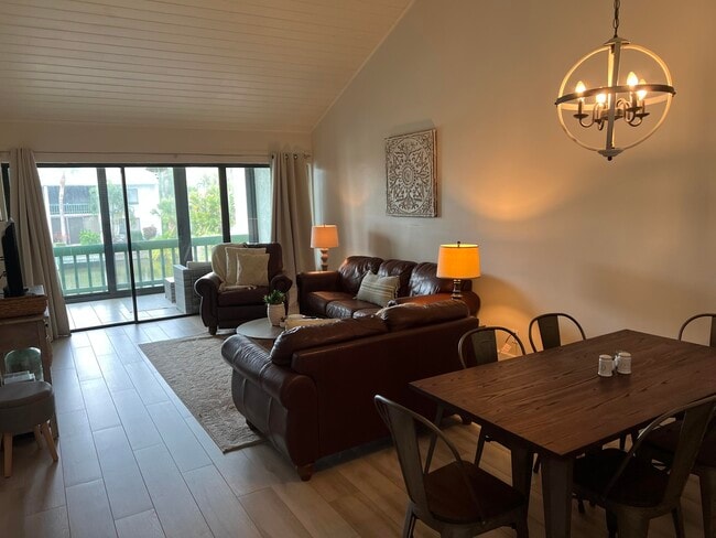 Building Photo - 2400 S Ocean Dr
