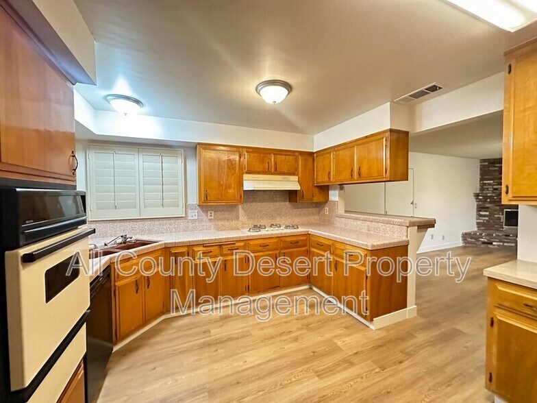 Building Photo - 81867 Lancer Way