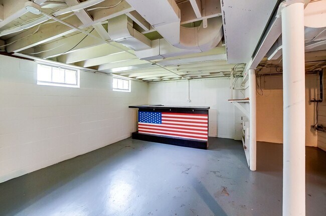 Building Photo - 919 Brookley Blvd