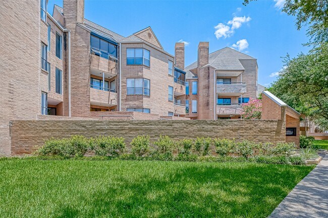 Building Photo - 5210 Weslayan St