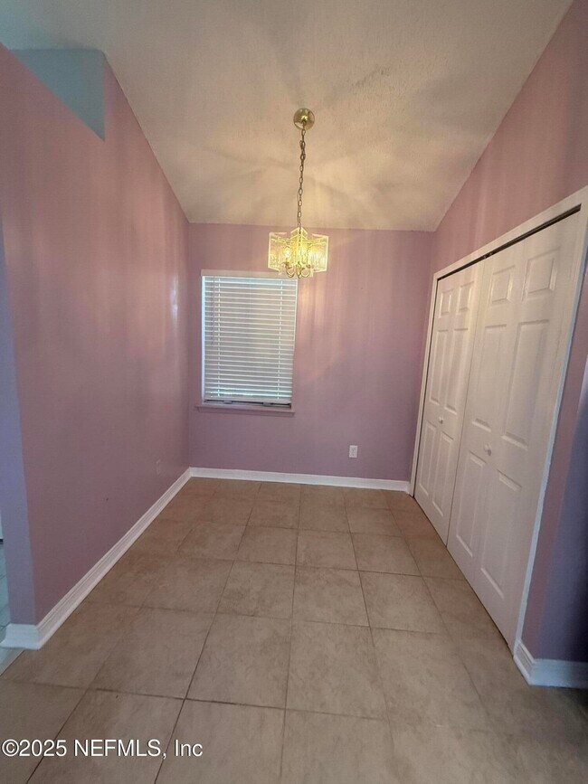 Building Photo - 7751 Lynchburg Ct E