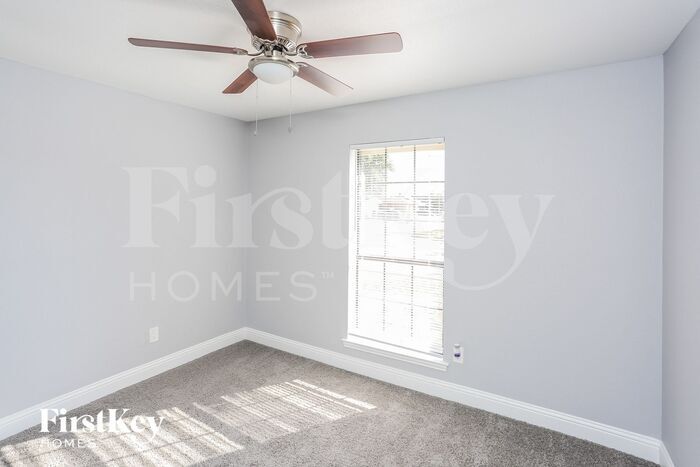 Building Photo - 5300 Virburnum Ct
