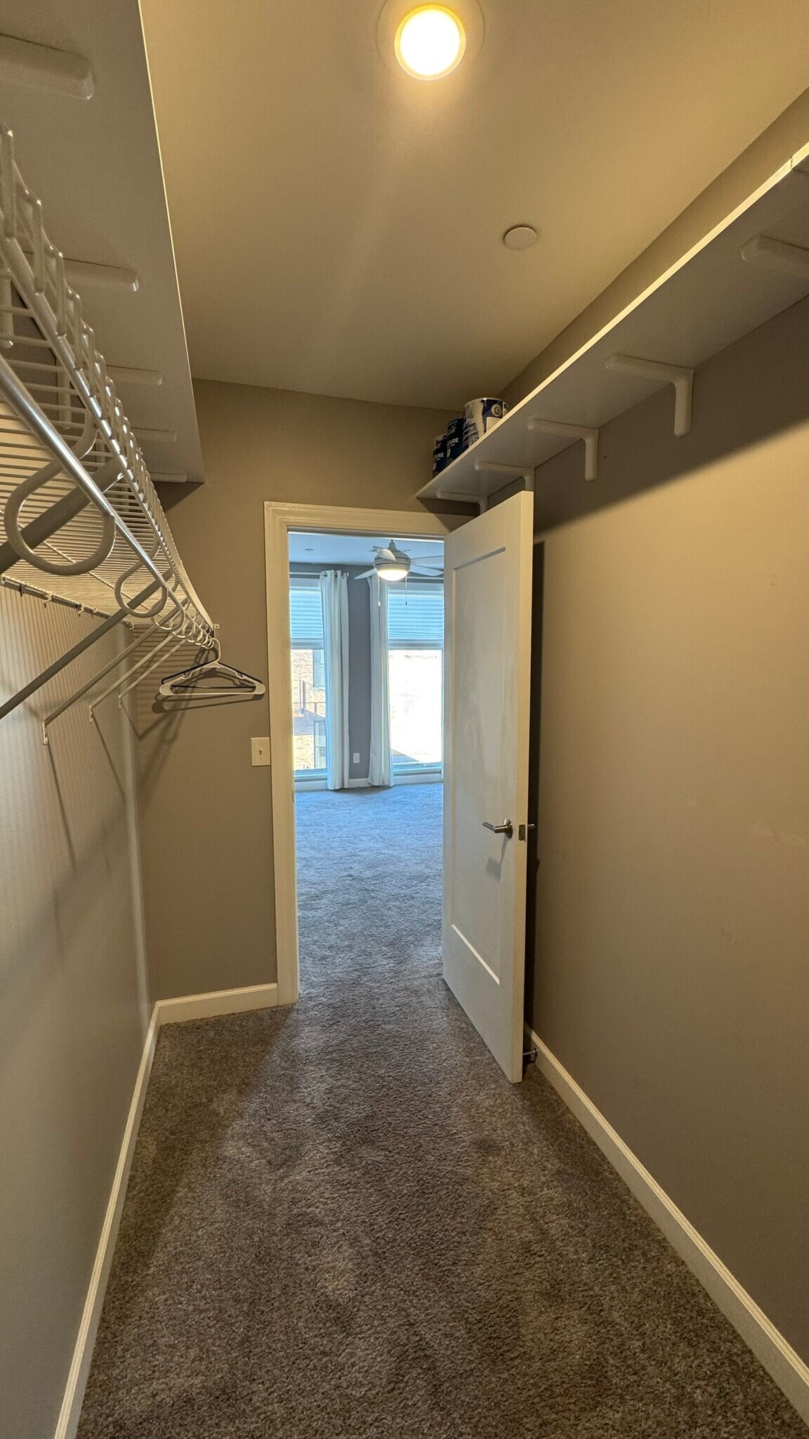 Building Photo - 116 W 15th St