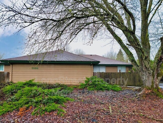 Building Photo - 3286 NE Lancaster St