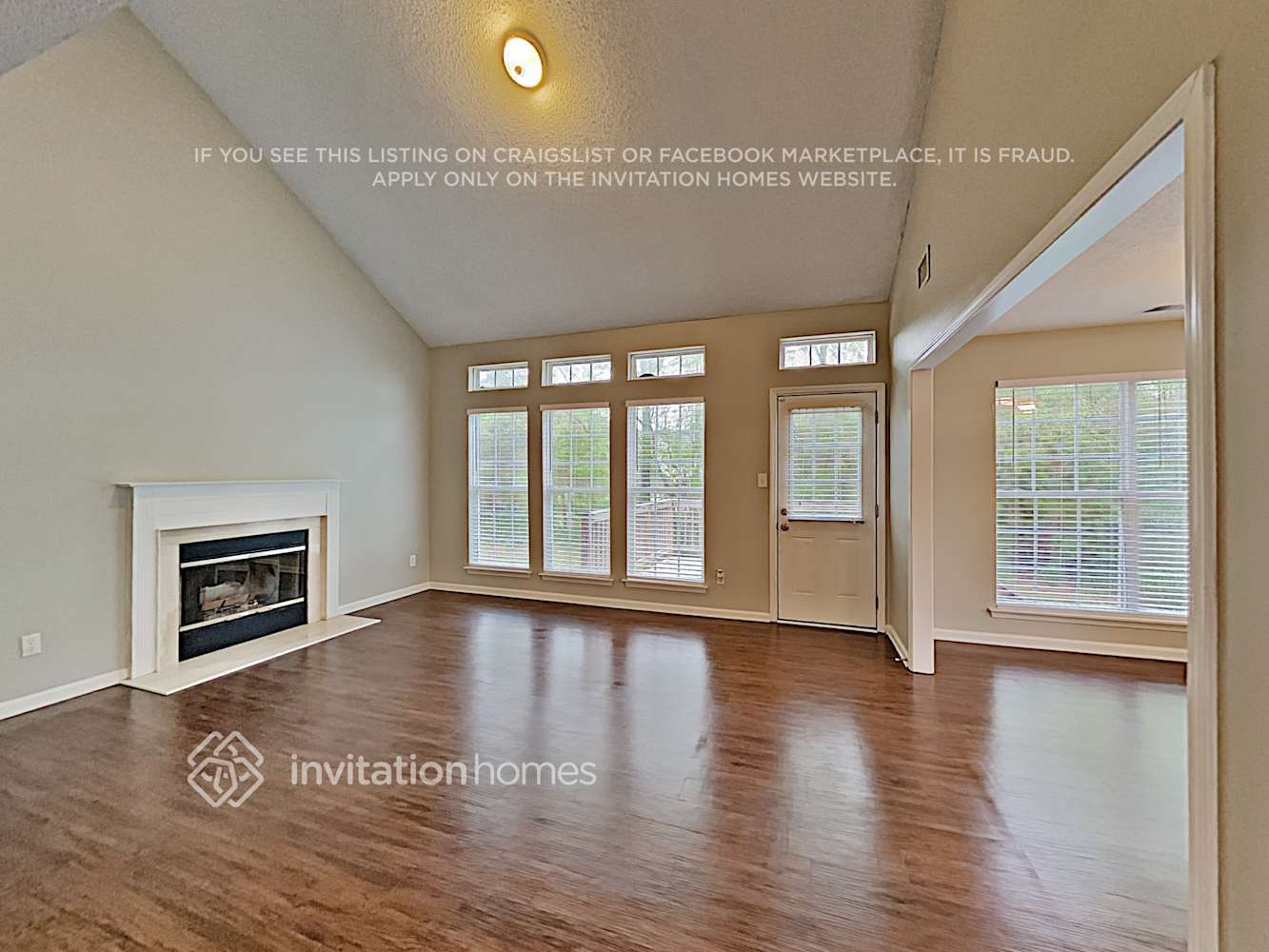 Building Photo - 11410 Larix Dr