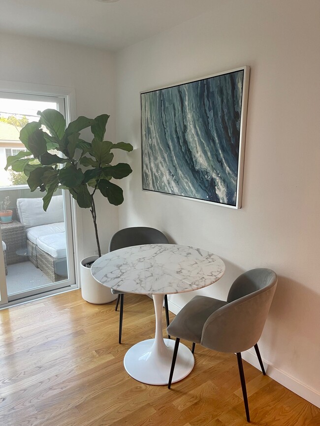 Dining Table off Kitchen with Balcony - 8954 Wonderland Ave