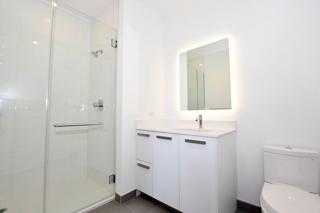 Building Photo - 60 E Randolph St