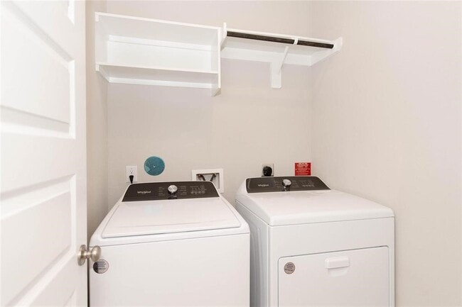 Building Photo - 4208 Peaceful Pines Ln