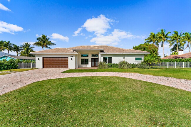 Building Photo - 14151 Little Cypress Cir