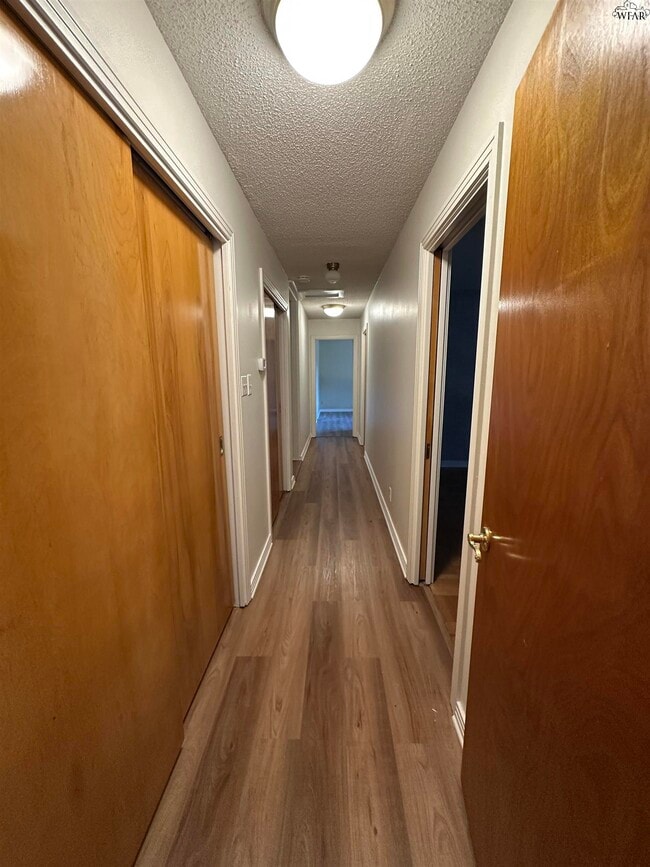 Building Photo - 2400 Martin St