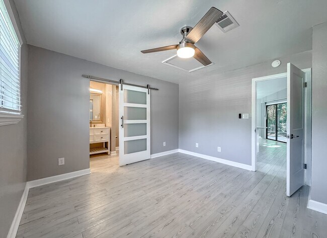 Building Photo - MODERN & Redone 1/1 w/ Tile Floors Throughout, Stainless Appliances, Granite Counters, Washer/Dry...