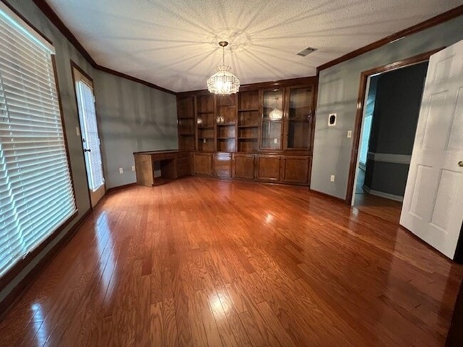 Building Photo - 3 Bedroom, 3 Bath Home in Dearing