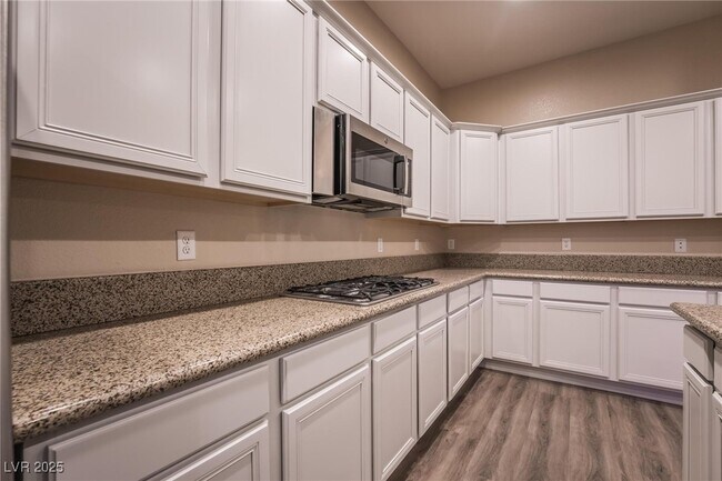 Building Photo - 7744 White Ginger Ave